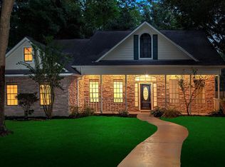 2400 Hollowbrook Ln, Conroe, TX 77384