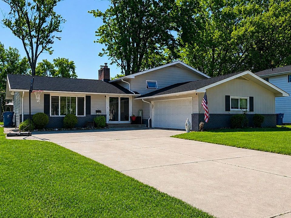 1st image of 6137 Sherwood Dr