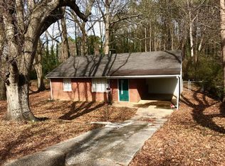 716 Glenn Dr, Forest Park, GA 30297