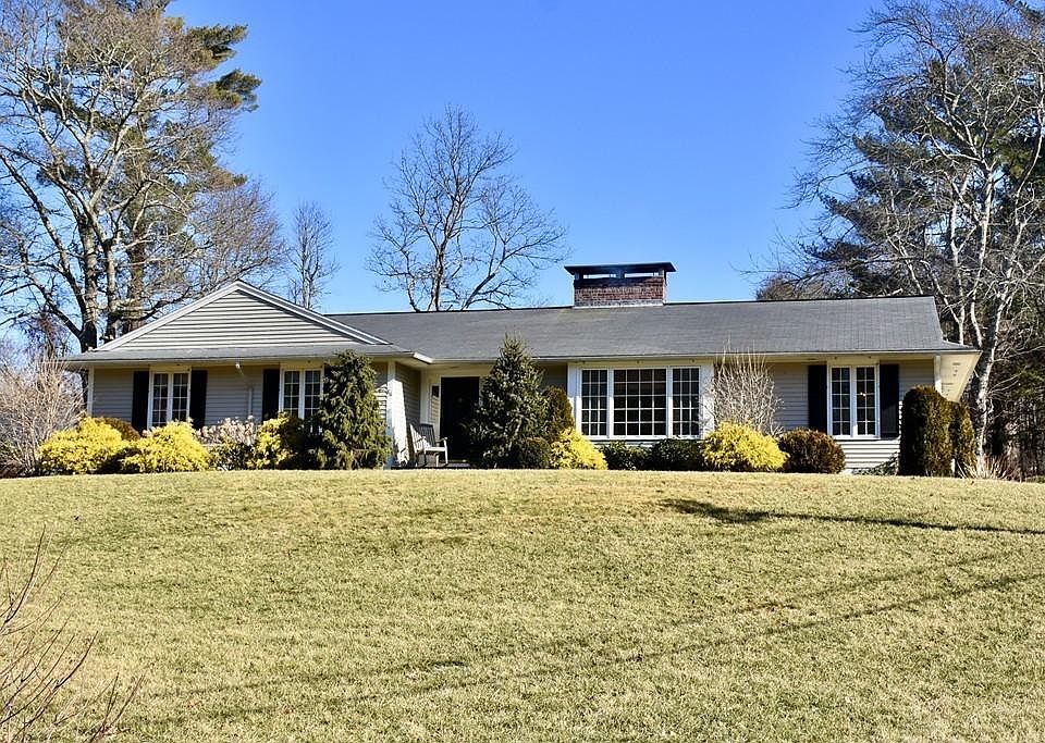 86 Snipatuit Rd, Rochester, MA 02770 Zillow