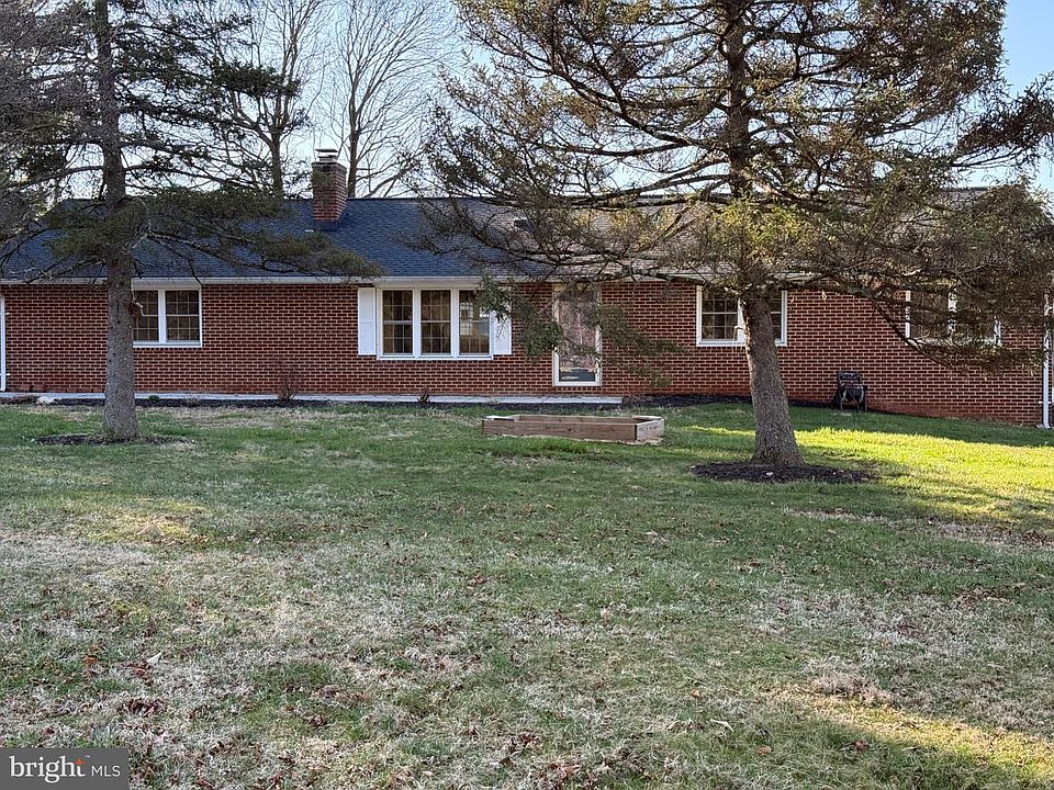 1st image of 3235 W Old Liberty Rd