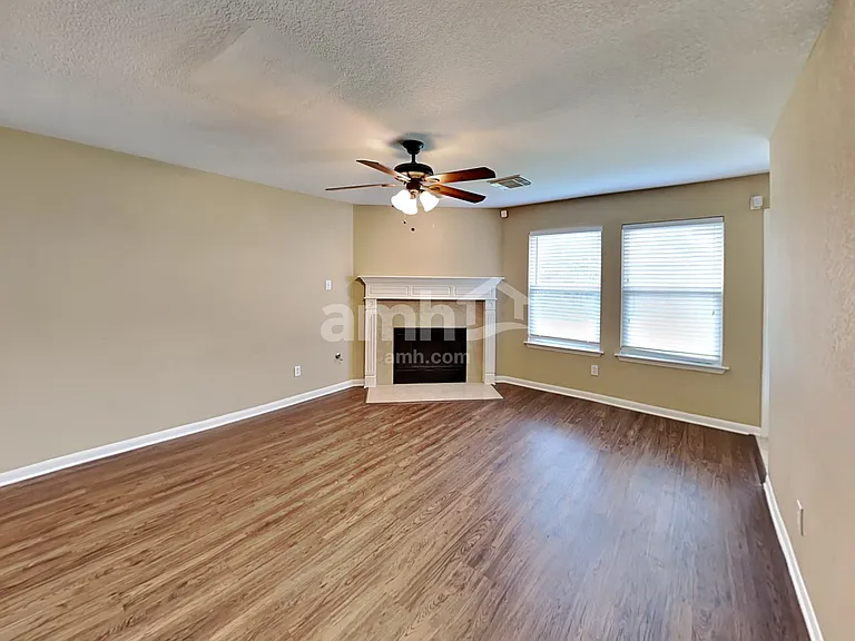 1022 Yorkshire Hollow Ln — Photo 7