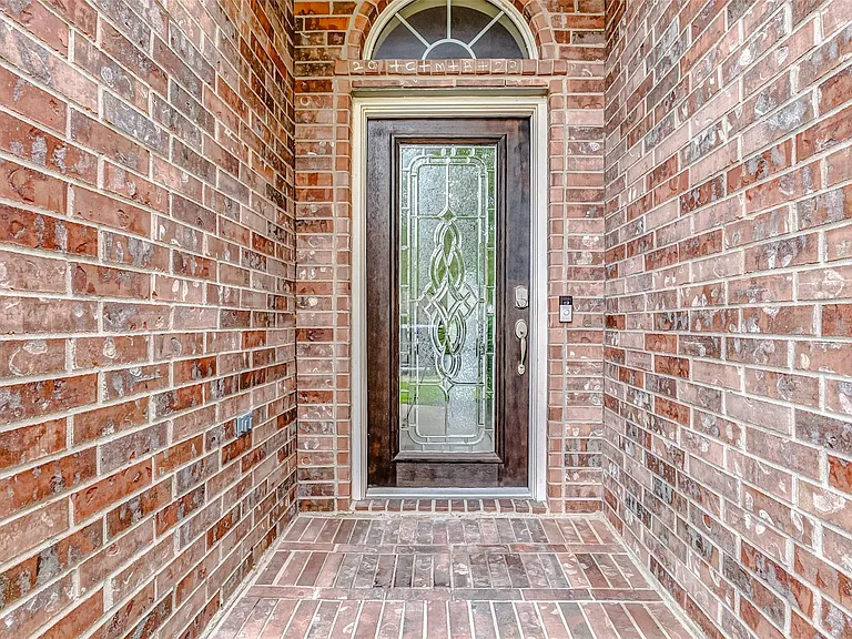 22119 Cassini Ct — Photo 3