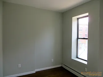 Rented by aptsandlofts.com