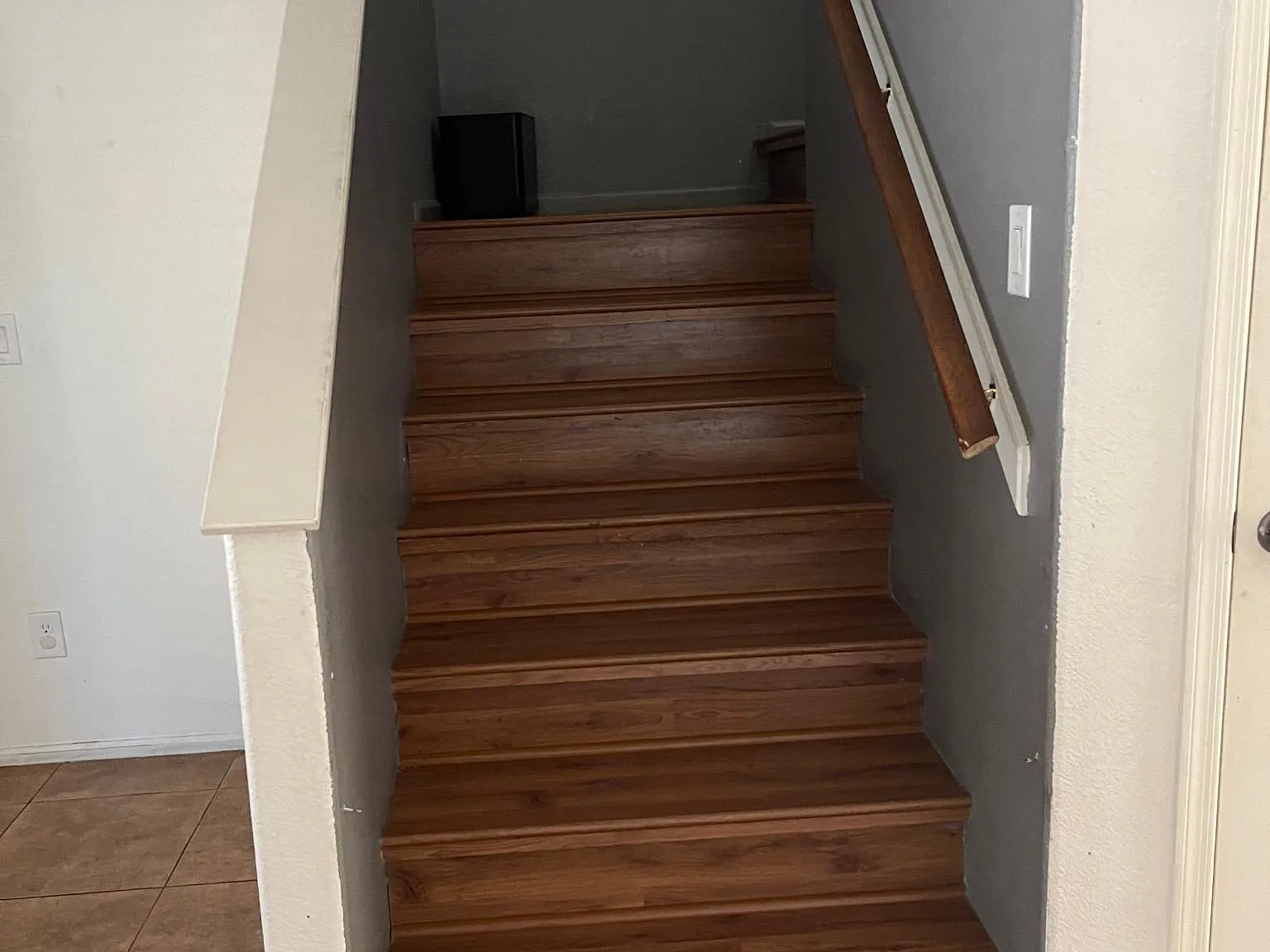 2422 W Via Dona Rd — Photo 2
