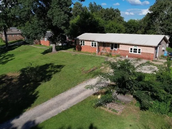 437 2nd St, Fultondale, AL 35068