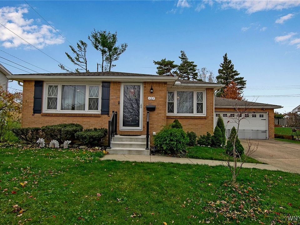 1st image of 107 Patricia Dr