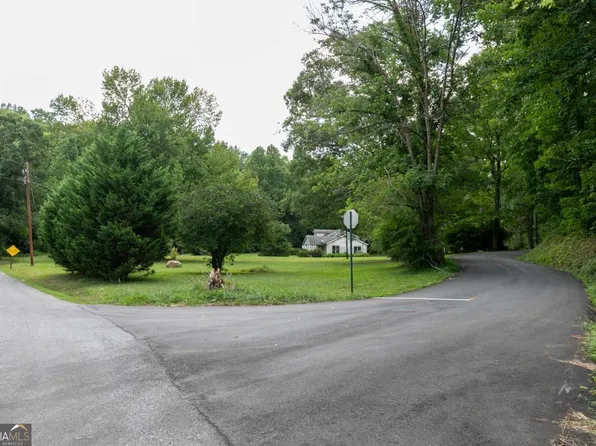 435 Hampton Rd, Cedartown, GA 30125