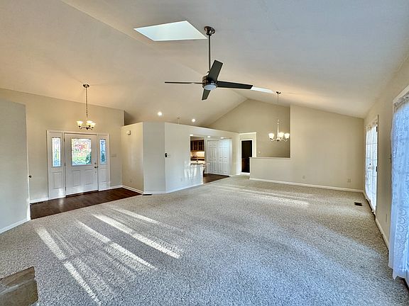5th image of 144 Gigi Ln