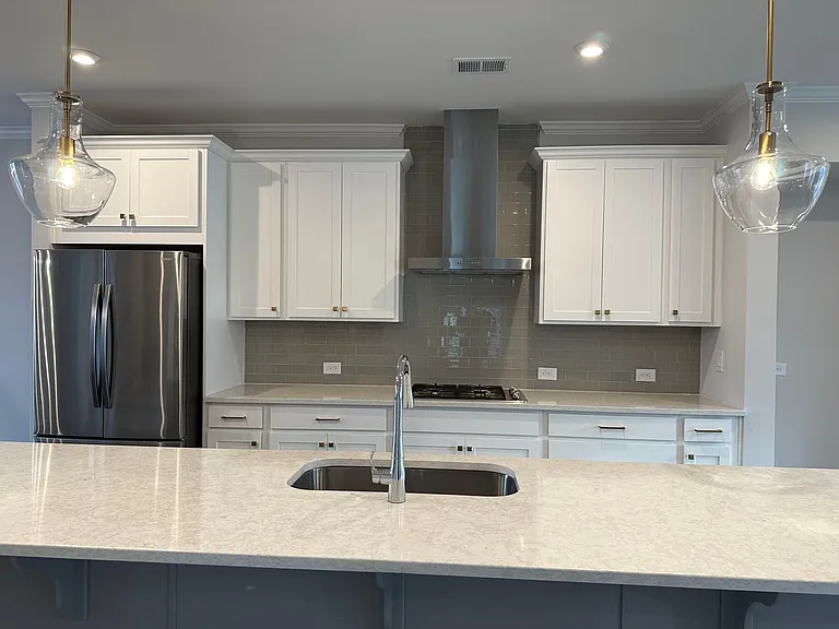 410 Herring Dr — Photo 7