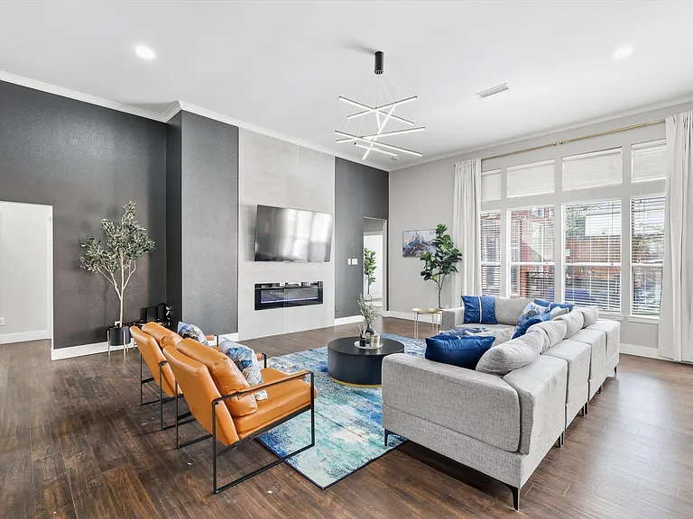 5709 Courtney Cir — Photo 8