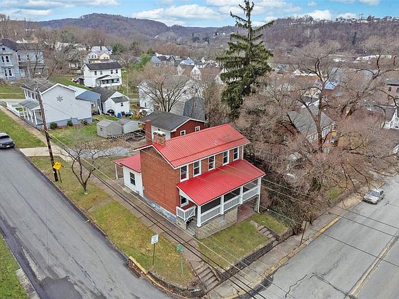 3rd image of 323 1st St