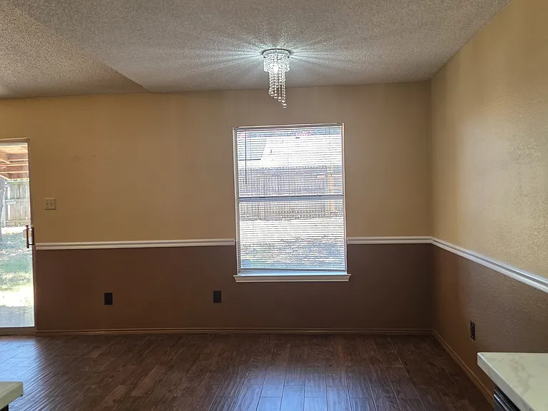 6101 Cool Springs Dr — Photo 5