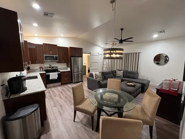 2028 E Paradise Ln, Phoenix, AZ 85022