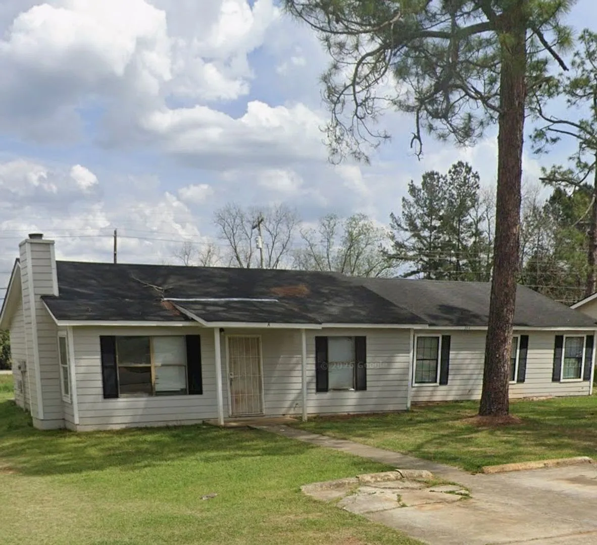 304 Carriage Lane — Photo 1