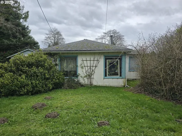 455 Railroad Ave, Gearhart, OR 97138
