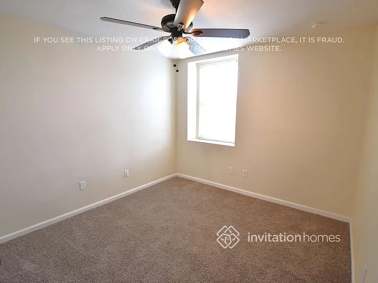 3419 Santa Monica Dr — Photo 9