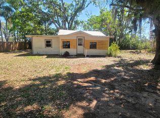 314 Brooks Rd, Frostproof, FL 33843