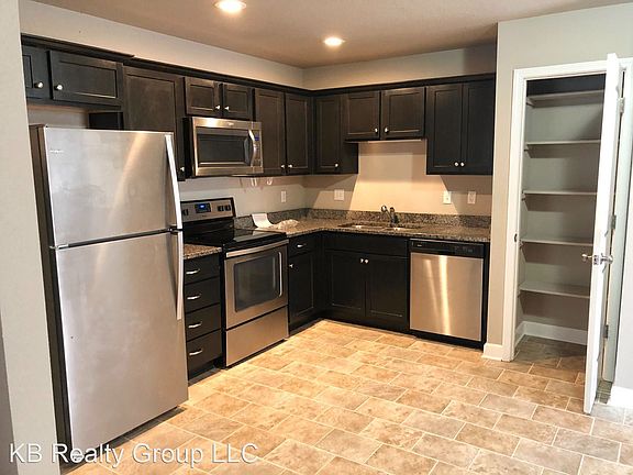 5th image of 511 Maggie Ct