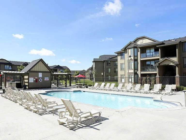Eagle Point Apartments — Photo 18