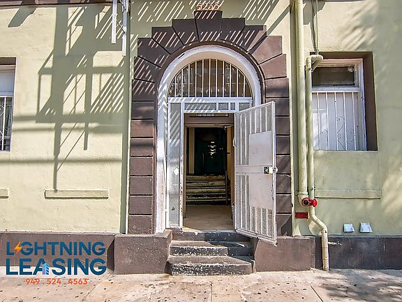 3rd image of 5230 Monte Vista St #206