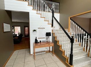 8004 S 92nd Avenue Cir, La Vista, NE 68128