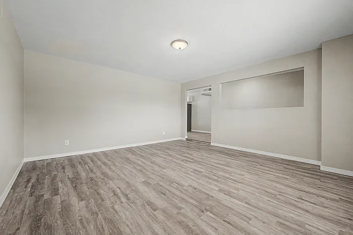 8129 W Hazelwood St — Photo 26