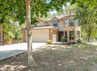 243 Saint Charles Dr, Springtown, TX 76082