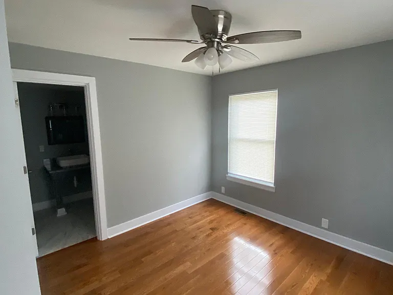 2711 Park Ave — Photo 6