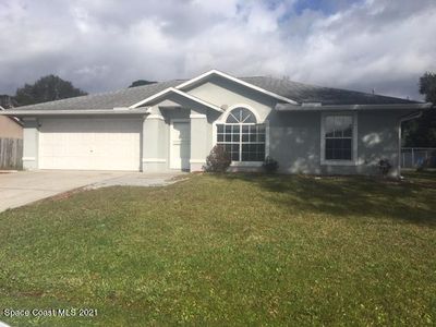 724 Fairhaven St NE, Palm Bay, FL, 32907