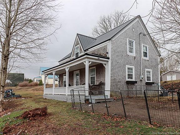 3rd image of 10 Pancake Hill Rd