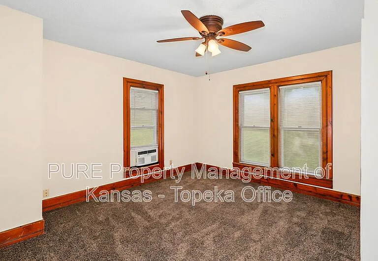 420 SW Buchanan St — Photo 11