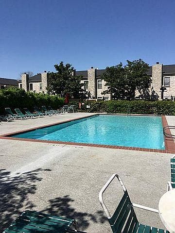 1st image of 2914 Holly Hall St