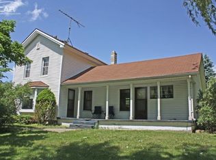 7467 E Cole Rd, Durand, MI 48429