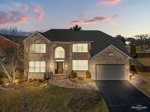 2148 Mark Cir, Bolingbrook, IL 60490