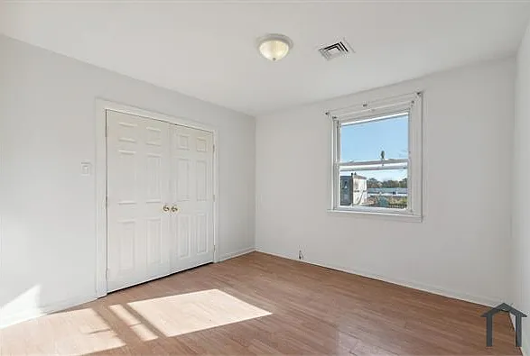 5151 Germantown Ave #2R — Photo 1