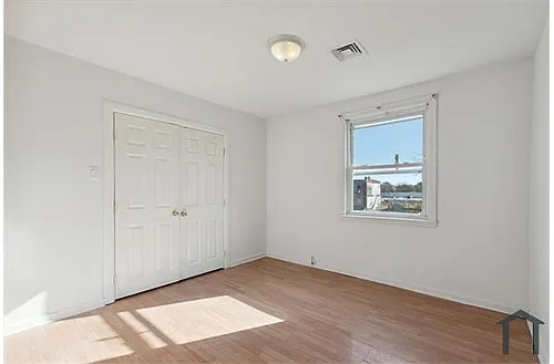 5151 Germantown Ave #2R Photo 1