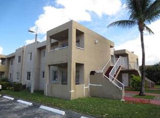 6221 SW 131st Ct APT 102, Miami, FL 33183
