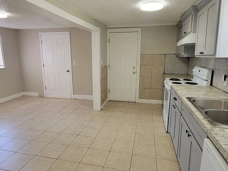 17 New Mexico Dr #467 — Photo 11