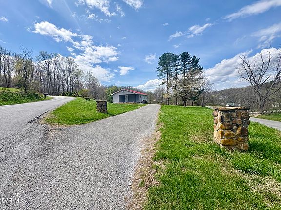 4th image of 1849 Old Harlan Rd