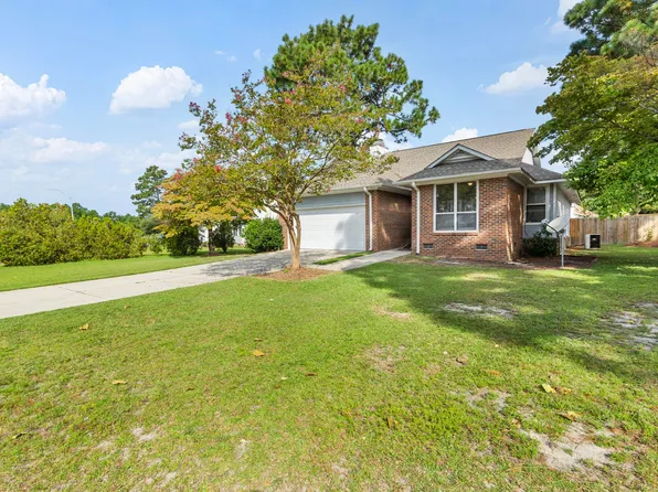 508 Duncan Rd, Spring Lake, NC 28390