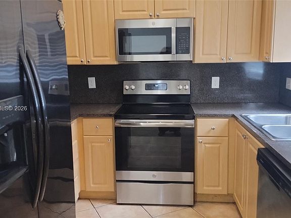 4th image of 7965 W 33rd Ln #7965