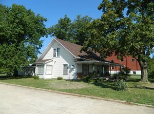 321 N Maple Ave, Mountain Grove, MO 65711