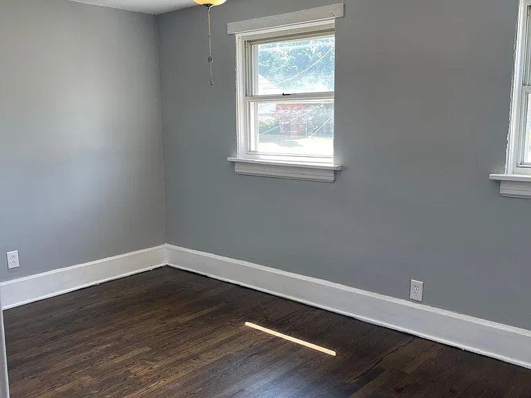 1382 Diagonal Rd — Photo 3