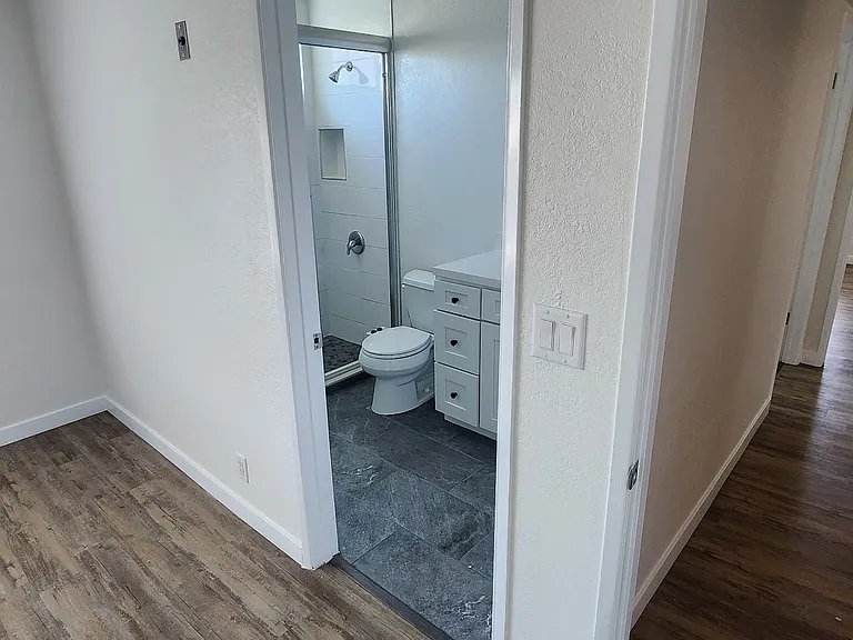 11264 Morrison St #303 — Photo 9