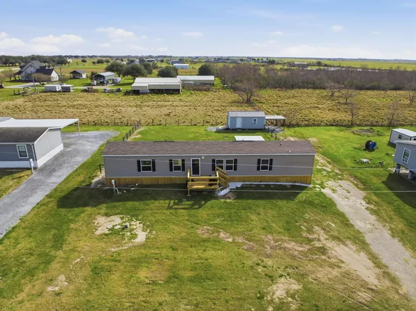 111 Zachary Ln, Lake Charles, LA 70607