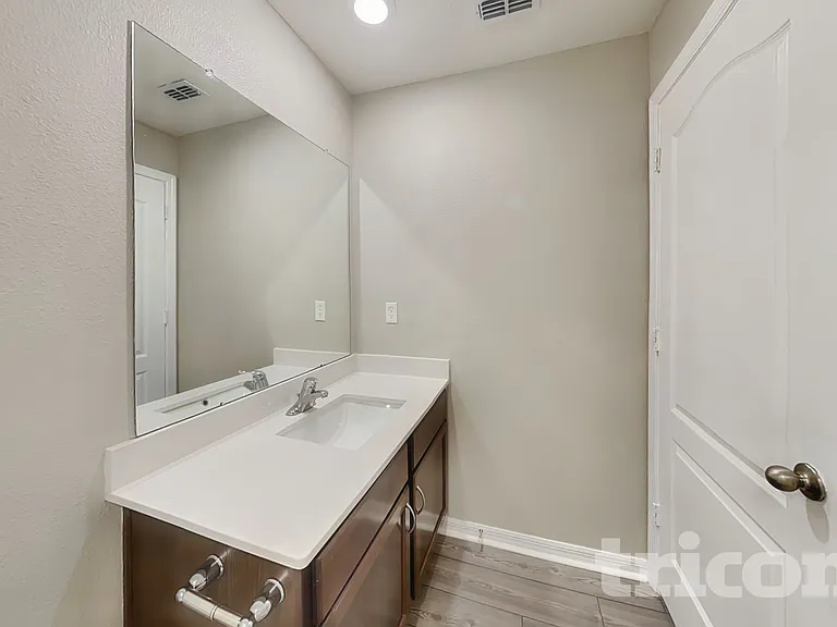 443 Underwood Trl — Photo 16