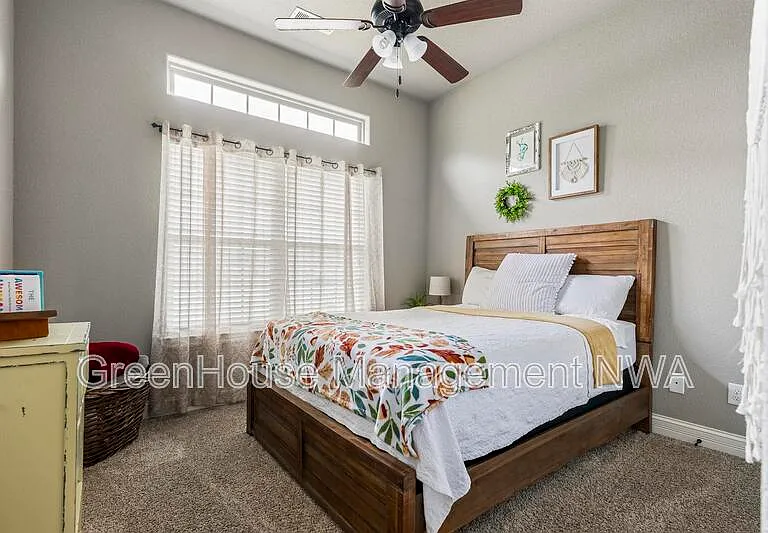 307 Blair Cir — Photo 8