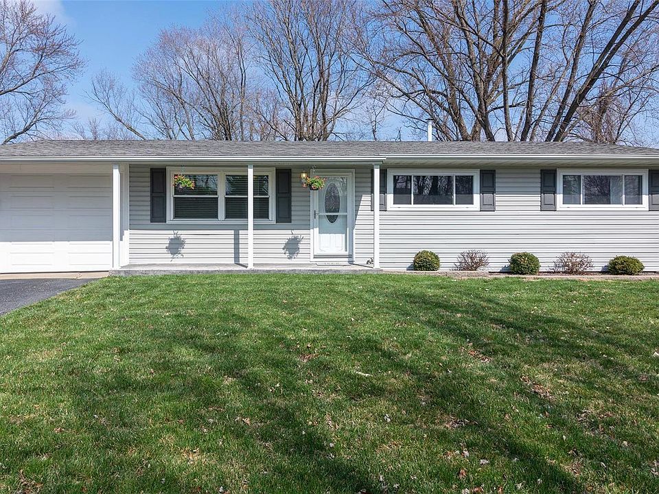 2nd image of 3322 Hannibal Dr