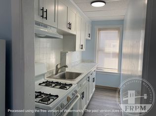 55 Tecumseh St, Fall River, MA 02721